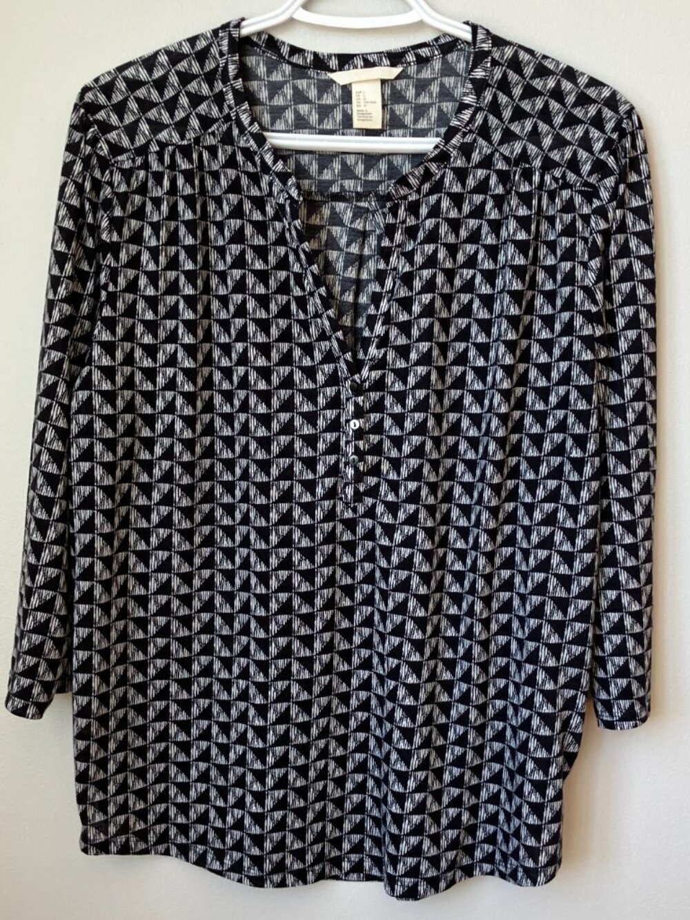 H&M Black Geometric Print Flowy Blouse 3/4 Sleeve Women's Size L